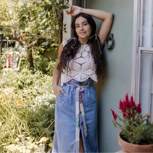 Honeybea Augusta tee